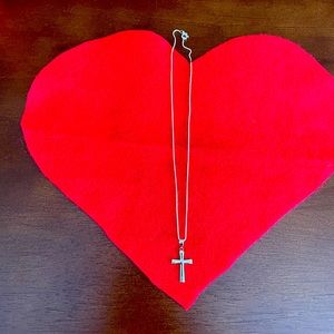 15 INCH BOX CHAIN WITH CROSS